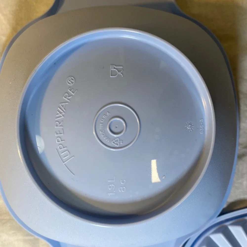 Tupperware beautiful vintage